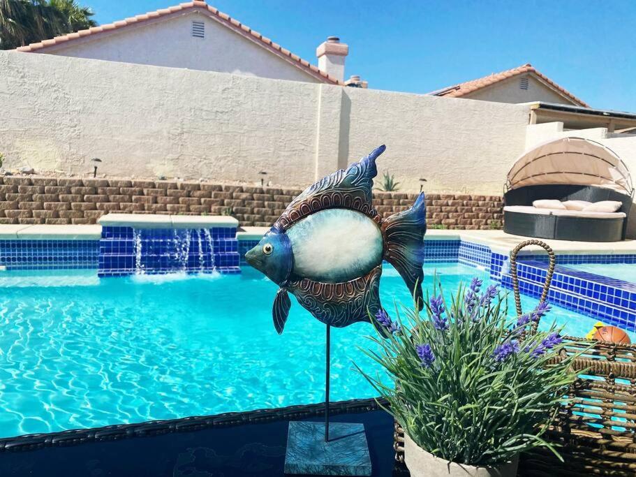 Amazing Heated Pool And Private Hot Tub 3Br In Heart Of Lv Villa Las Vegas Exterior photo